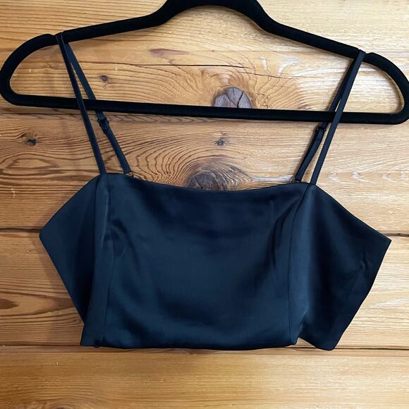 House of Harlow Black Satin Crop Top Medium - Picture 1 of 4